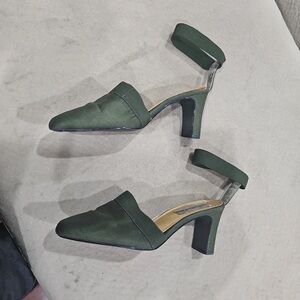 Ankle-Strap Mid Heels in Deep Green Satin